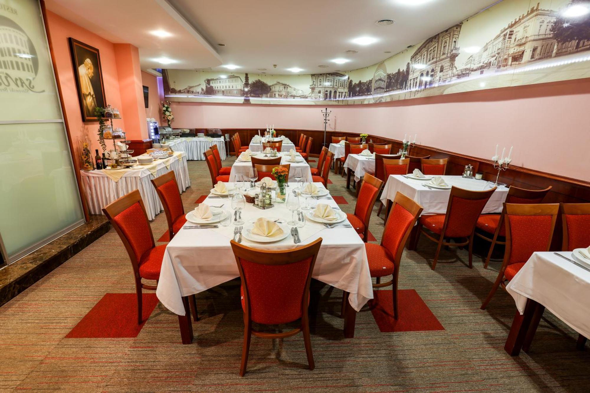 Savus Hotel 4*